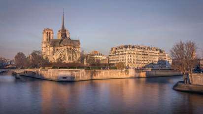Dans l'image: Notredame vue de la Seine